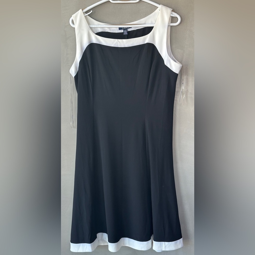 Black and White Sleeveless Dress